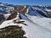 41 Scendendo con attenzione da Cima Valle